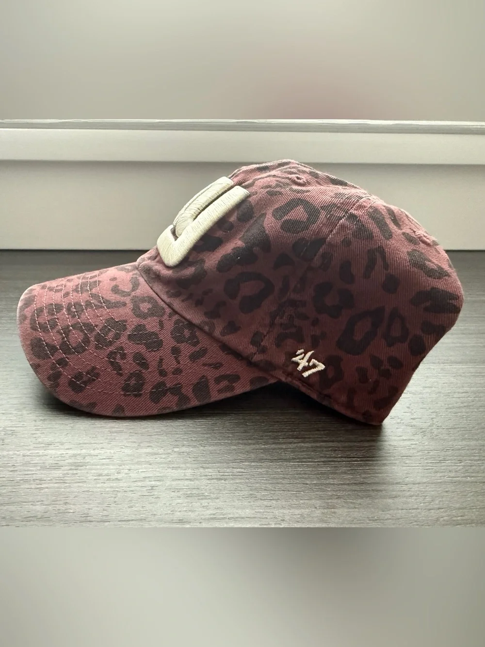 NFL Women’s Leopard-Print Cap in Brown and Black with Cream NY Giants Logo